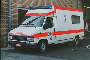 L'ambulance Peugot.